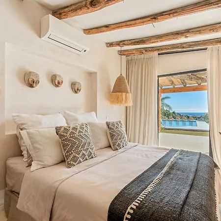 Villa Villa Retreat Coming Soon *